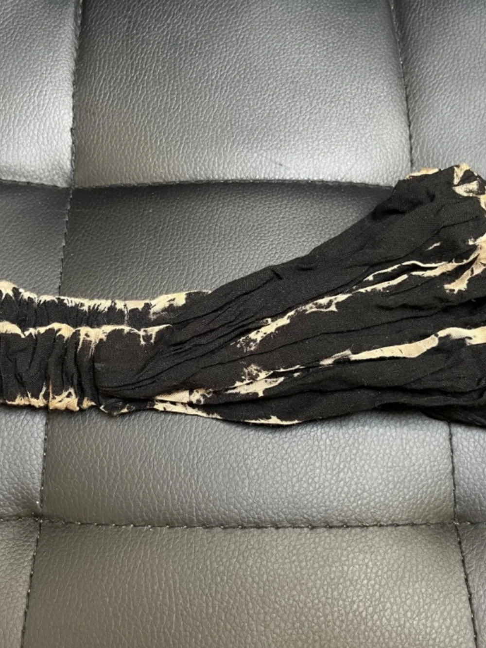 Black & Gold Cloth Headband